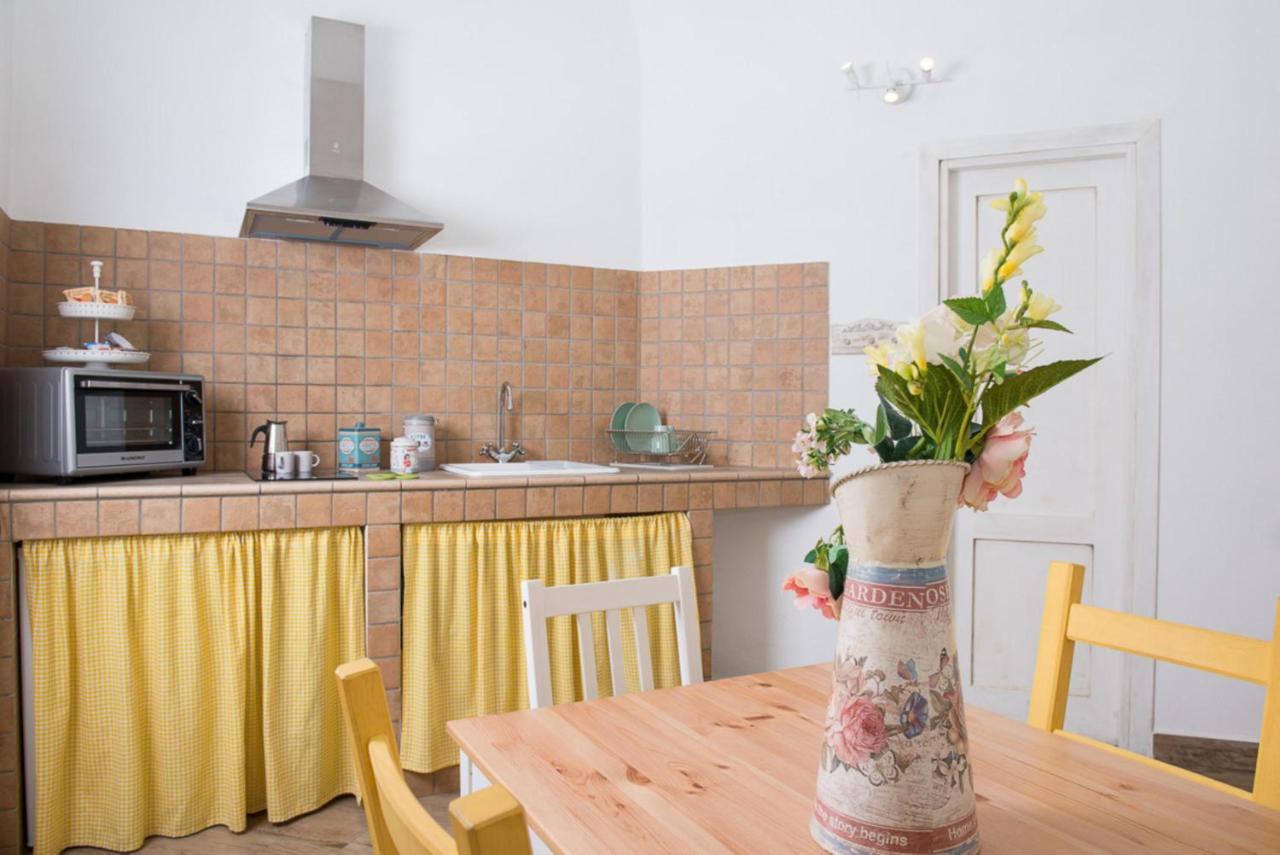 Maison La Mitra - Dimore Partenopee เนเปิลส์ ภายนอก รูปภาพ